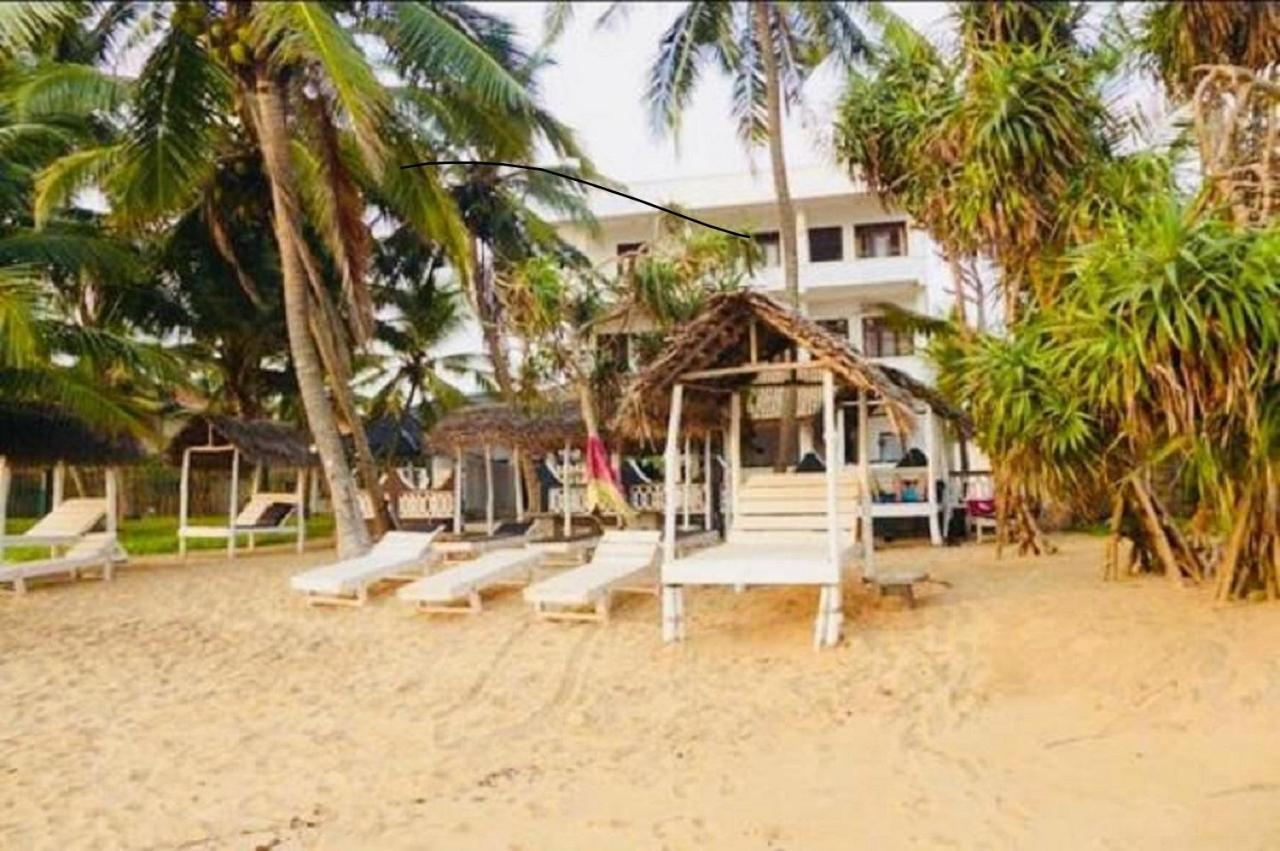 Jasmine Garden Beach Guest House Hikkaduwa Eksteriør billede
